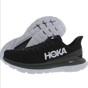Hoka One One Mach 4